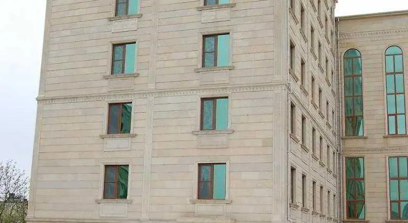 Xudaferin Hotel Bakü 4*,